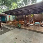 The Goanvibes Hostel And Cafe