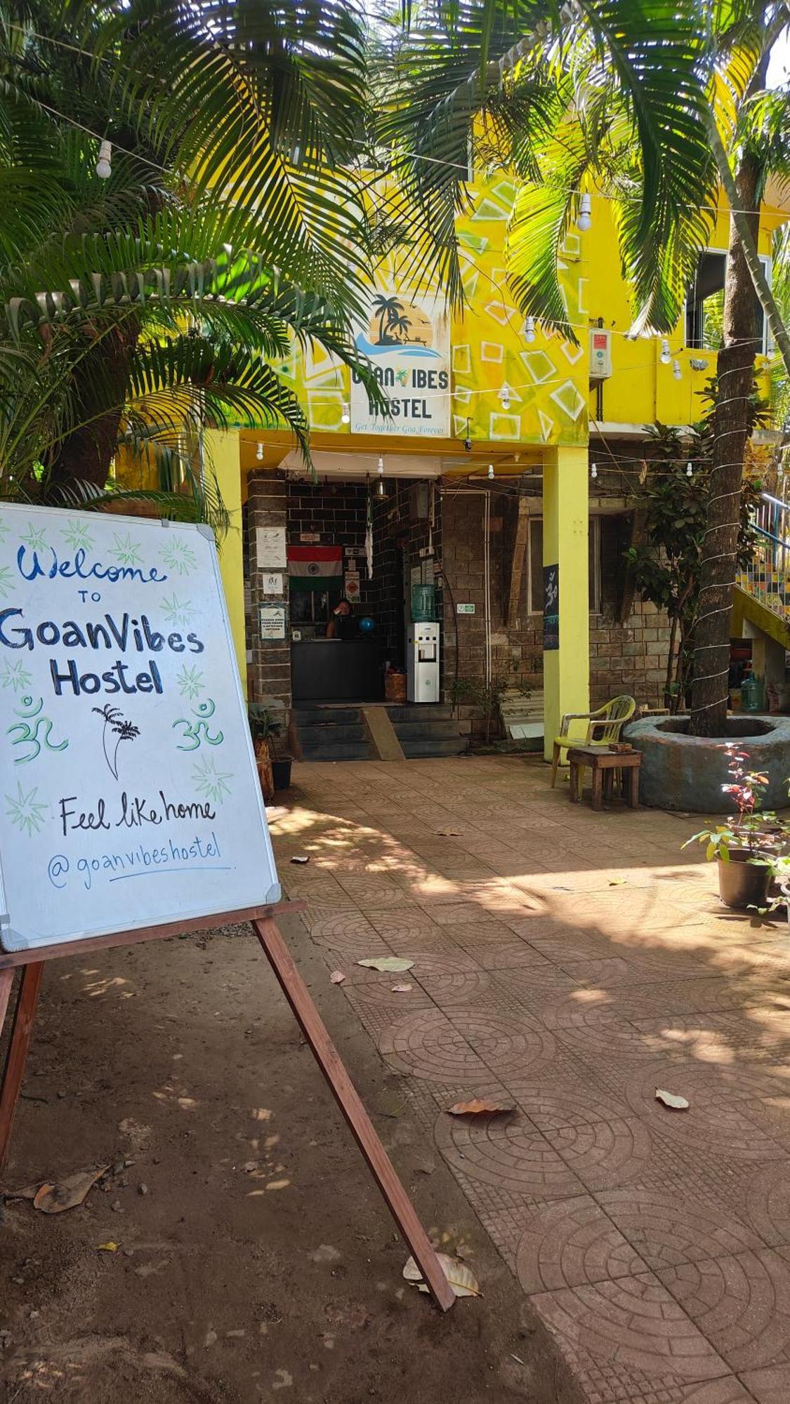 The Goanvibes And Cafe Hostel Anjuna